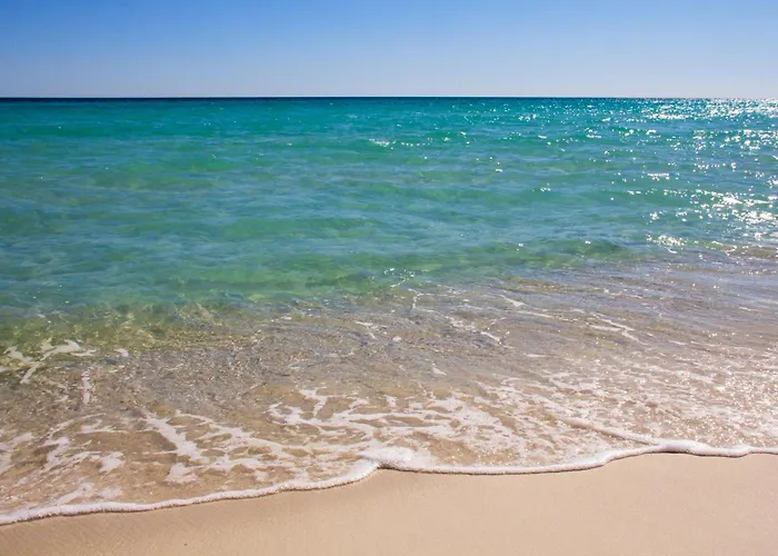 Gorgeous 1-Bed 2-Bath Condo With Gulf View! Pools On-Site! Walk To The Beach!