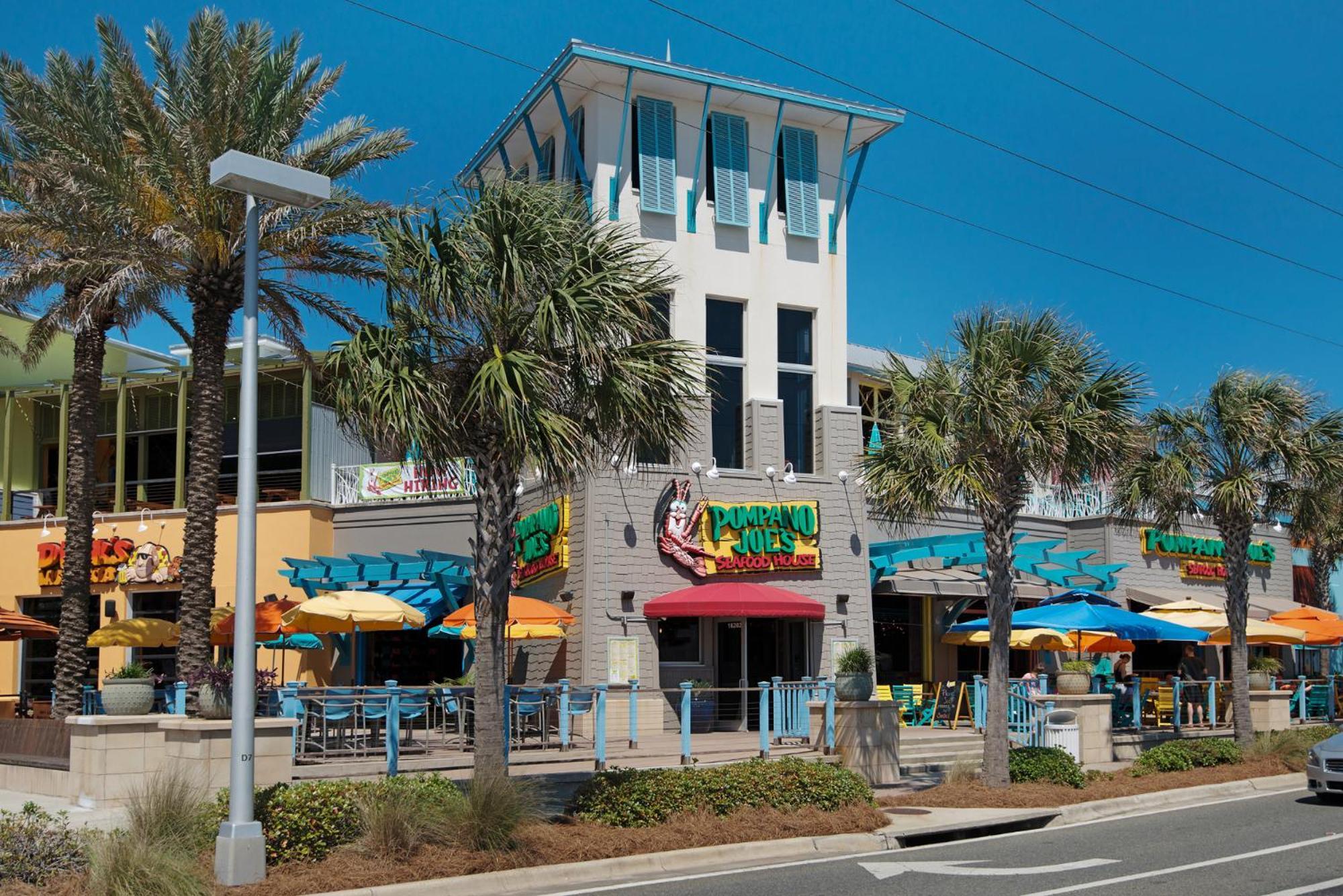 Gorgeous 1-bed 2-bath With Gulf View! Pools On-site! Walk To The Beach! Holiday home Panama City Beach