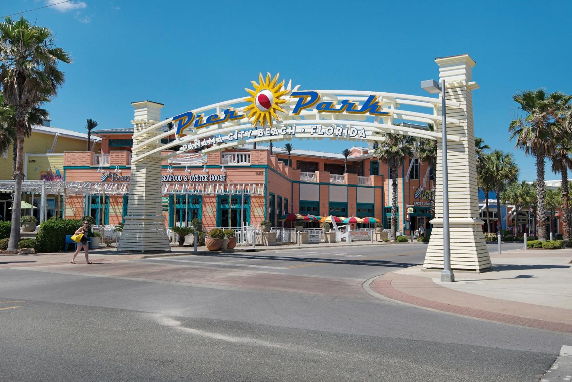 Gorgeous 1-bed 2-bath With Gulf View! Pools On-site! Walk To The Beach! * Panama City Beach